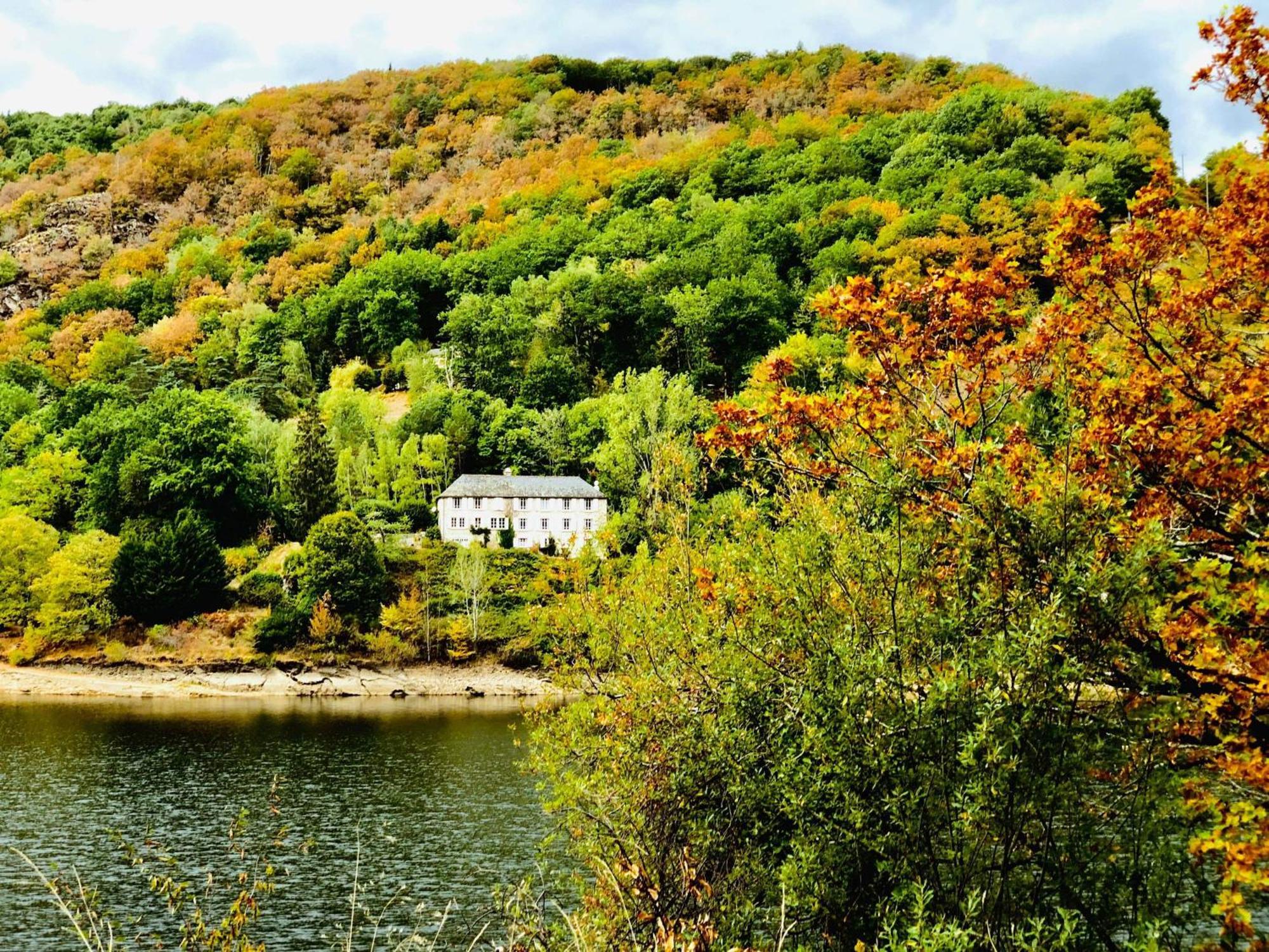Le Chambon, Chambres D'Hotes Saint-Merd-de-Lapleau 외부 사진